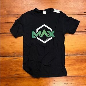 Fruit of the Loom Black Tee with Green Graphic